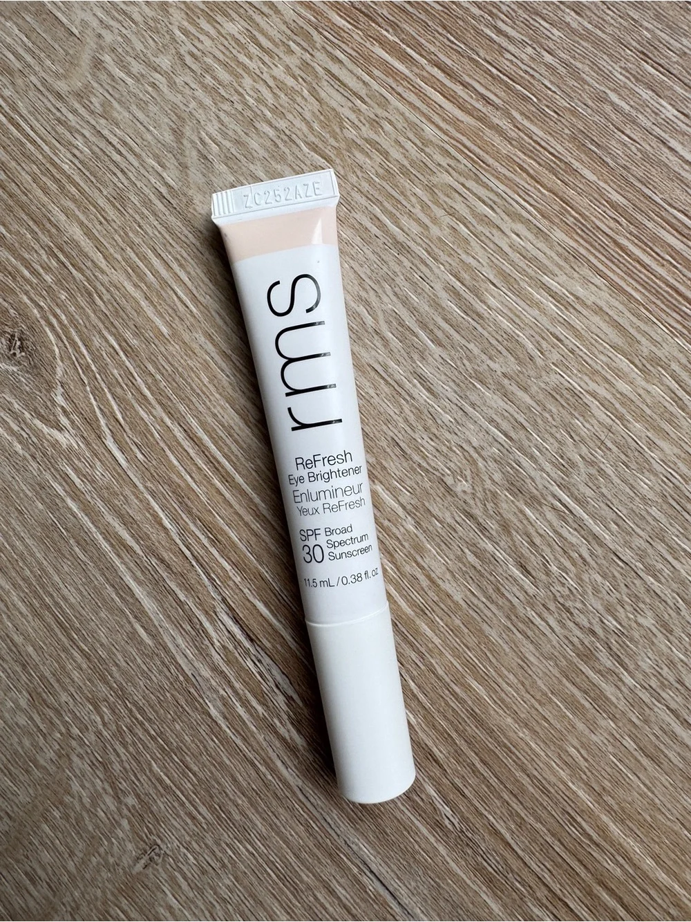 RMS ReFresh eye brightener SPF 30 sunscreen correcting tint ADORE 0.38 fl oz